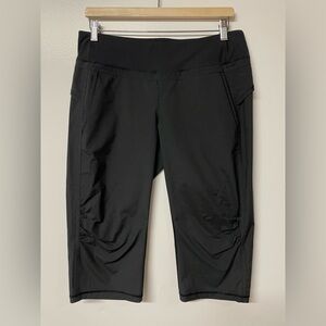 Lululemon Athletica Dance Studio Cropped Pants size 8